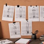 Paleta kolorów i zdjęcia na tekturze przed stołem z innymi materiałami